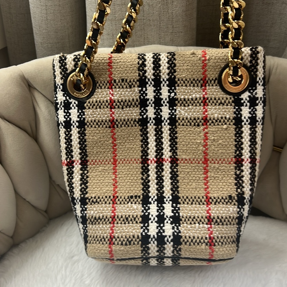 Burberry Lola bucket bag - Picture 4 of 5